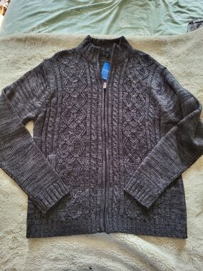 Men's Charcoal Cable-Knit Full-Zip Sweater